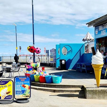 Vitamin Sea - Beachfront Apartment - Sleeps 4 Ramsgate Exterior photo