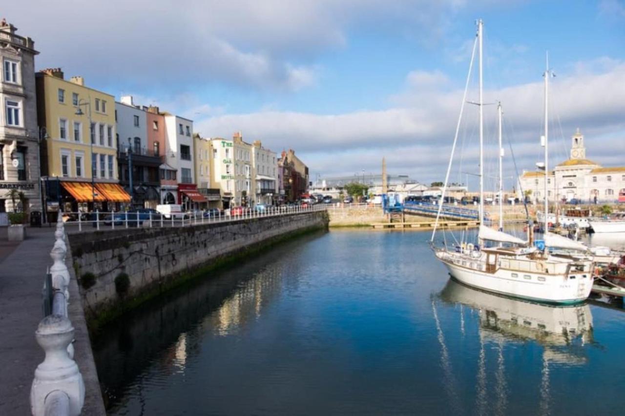 Vitamin Sea - Beachfront Apartment - Sleeps 4 Ramsgate Exterior photo