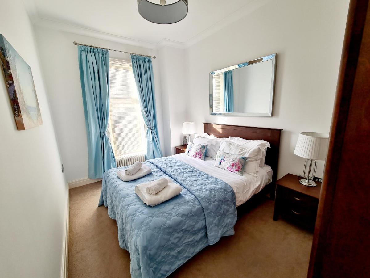 Vitamin Sea - Beachfront Apartment - Sleeps 4 Ramsgate Exterior photo