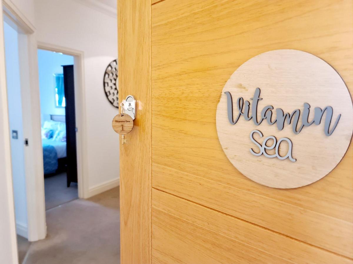 Vitamin Sea - Beachfront Apartment - Sleeps 4 Ramsgate Exterior photo